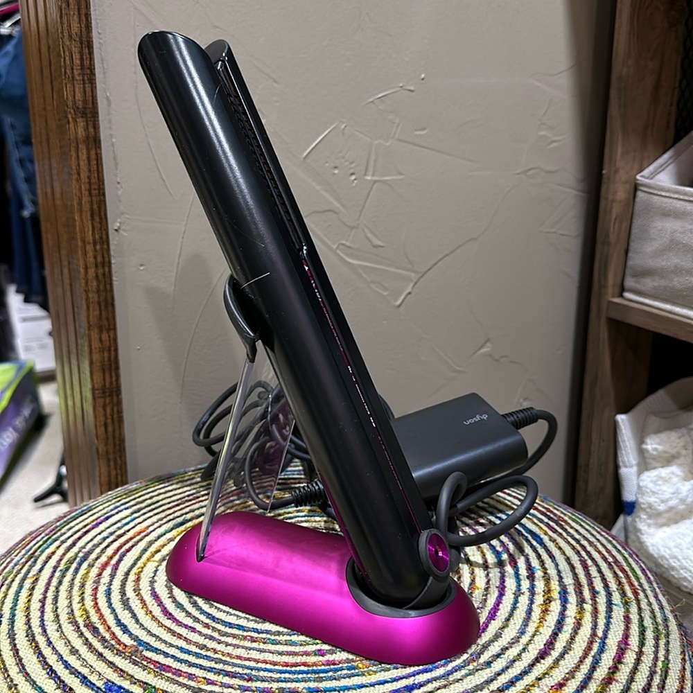 Dyson Corrale cordless flat iron